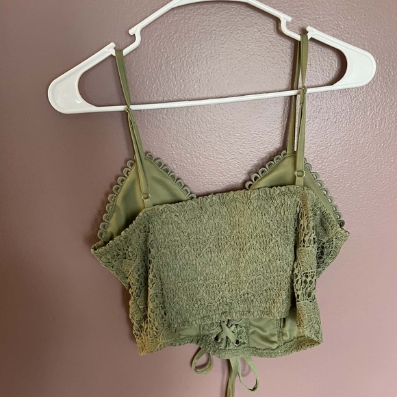 Haute Monde Lace Crop Top Size M - Picture 2 of 3